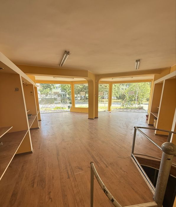 Дава се под наем Магазин в Димитровград - 110 кв.м за 290 € - Снимка #3
