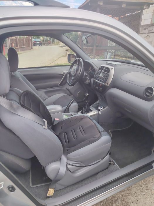 TOYOTA RAV4 2002 — imagine 4