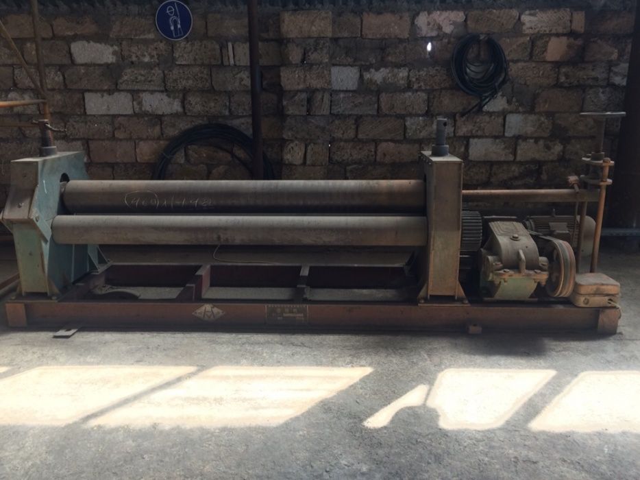 Услуги гильотины ,листогиб,вальцев.