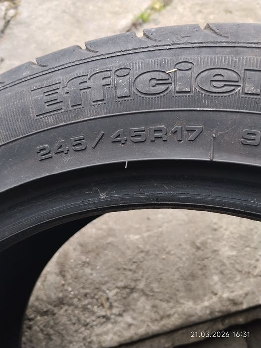 Vând cauciucuri de vara de 245/45/17