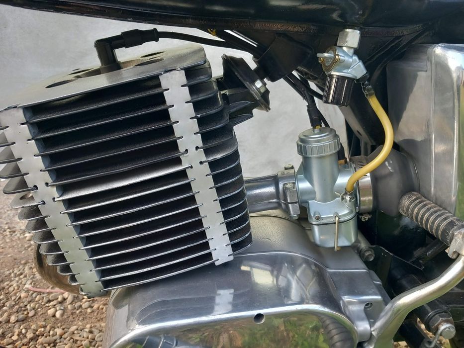 Vind sau schimb... MZ ETZ 250 complect refacut