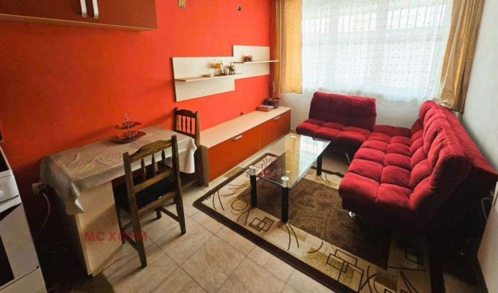 Продава се Тристаен апартамент в София, Център - 75 кв.м за 1972 €/кв.м - Снимка #1