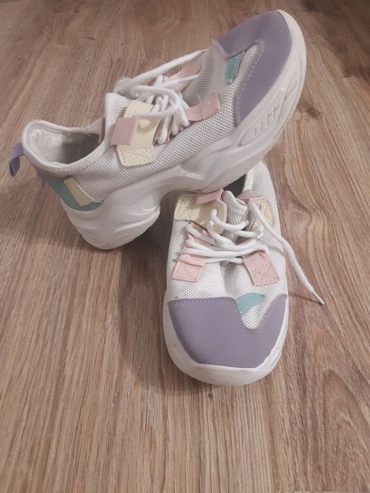 Дамски маратонки