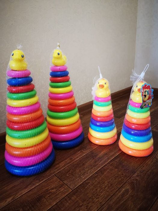 Продаем новые пирамиды для деток.