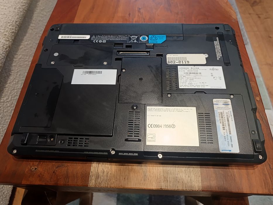 Лаптоп Fujitsu serias sS