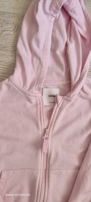 Продавам Детски якета и елек за момиче