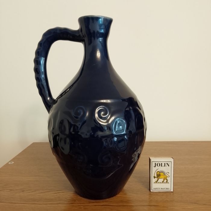 Продам фарфоровую посуду