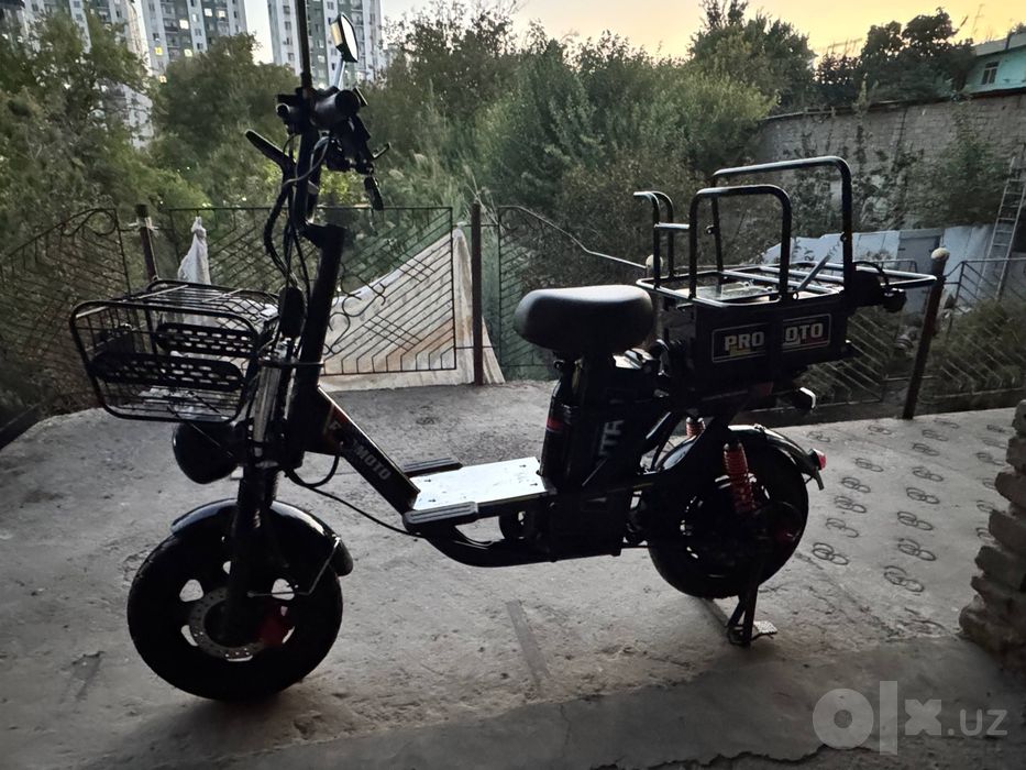 Pro Moto Elektronni skuter