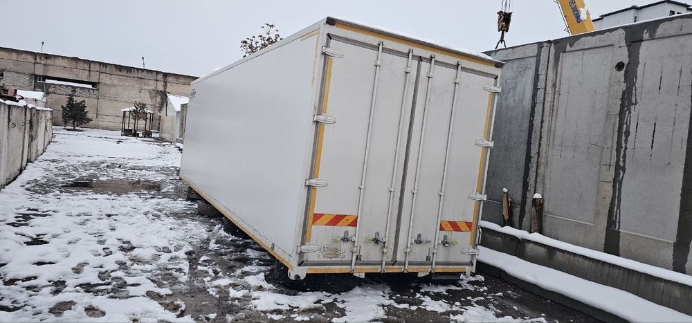 Юк фургон сотилади холати янги ишлатилмаган 54 куб 9 метр