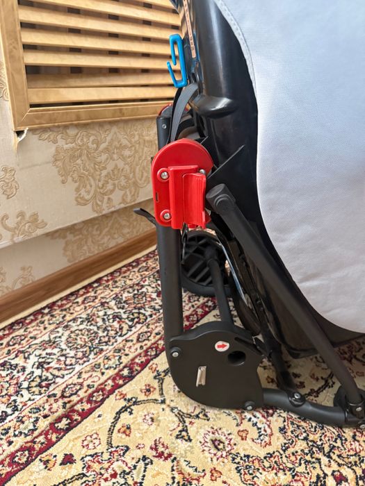 Продам автокресло