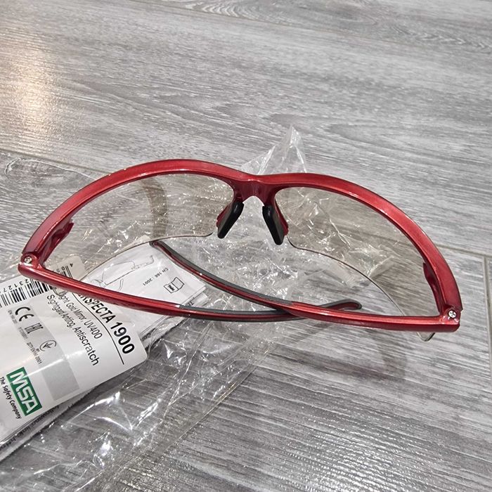 Продам очки защитные