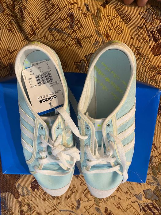 Чисто Нови Adidas originals дамски маратонки