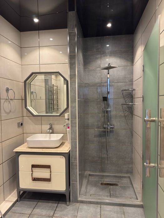 Сдается 3/5/7 Новостройка в центре. Алайский