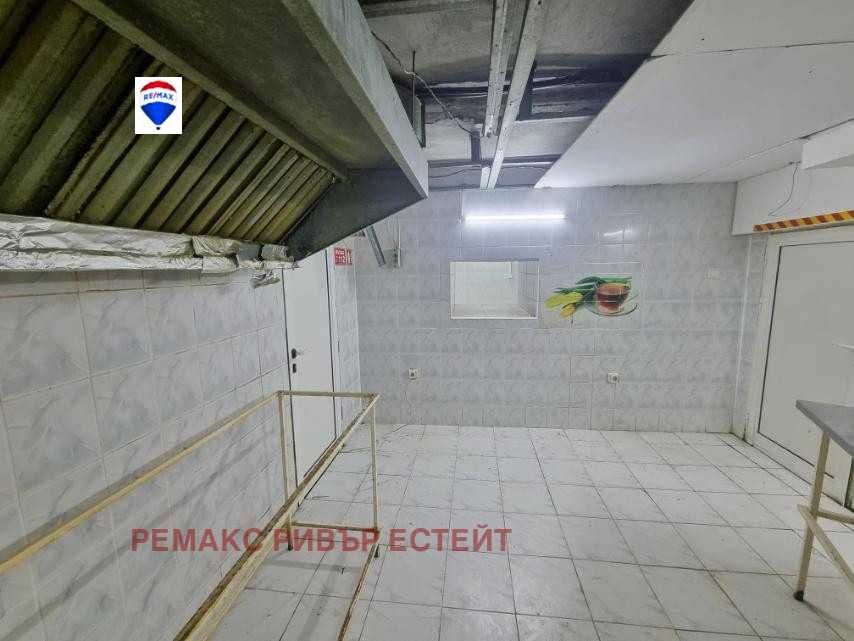 Продава се Промишлена сграда в Русе, Център - 370 кв.м за 6348 €/кв.м - Снимка #4