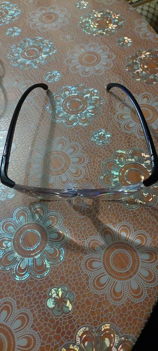 Очки увеличительные  новые