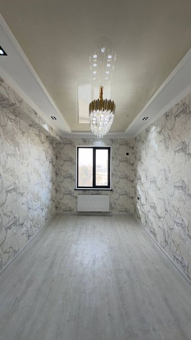 Sharq tomonda 1 xonali uy sotiladi