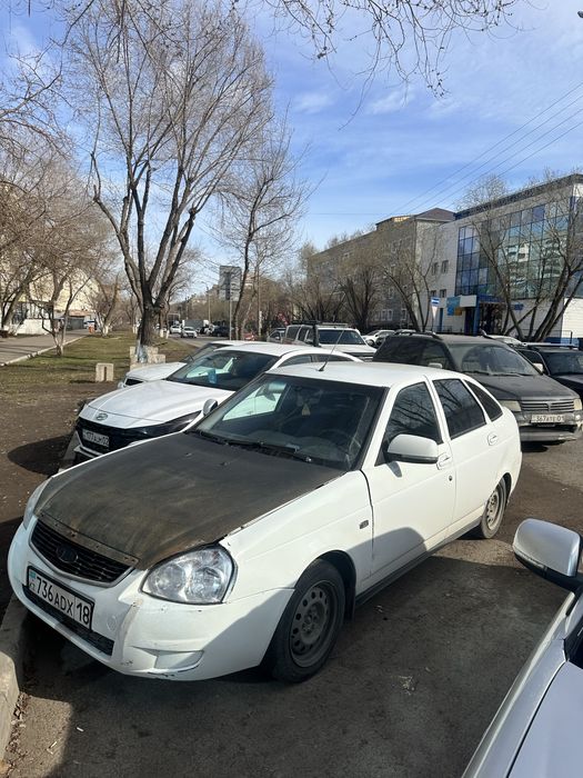 приора 2 люкс 2013год