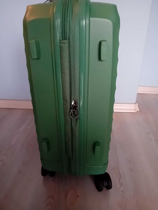 Куфар Estil цвят Mint 55 см