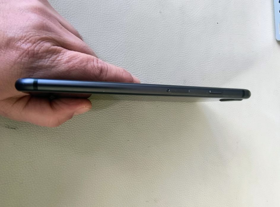 Iphone 8 plus 128 GB/86%-батерия,iOS 16.7.12