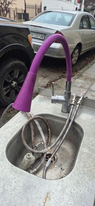 Мивка нераждъвейка с батерия