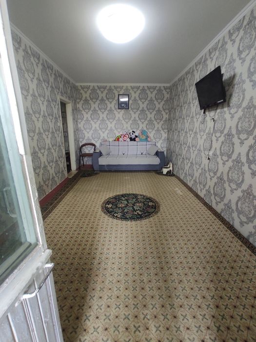 Сдается квартира однокомнатная переделанная на двухкомнатную