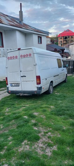 Vand wv LT 35 cu locuri 8 plus 1 plus marfa in 3 panouri