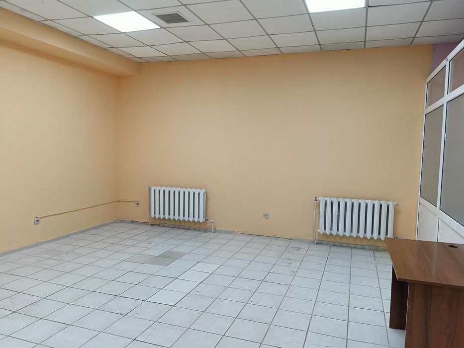 Сдается 32 и 40 кв в БЦ. Срочно