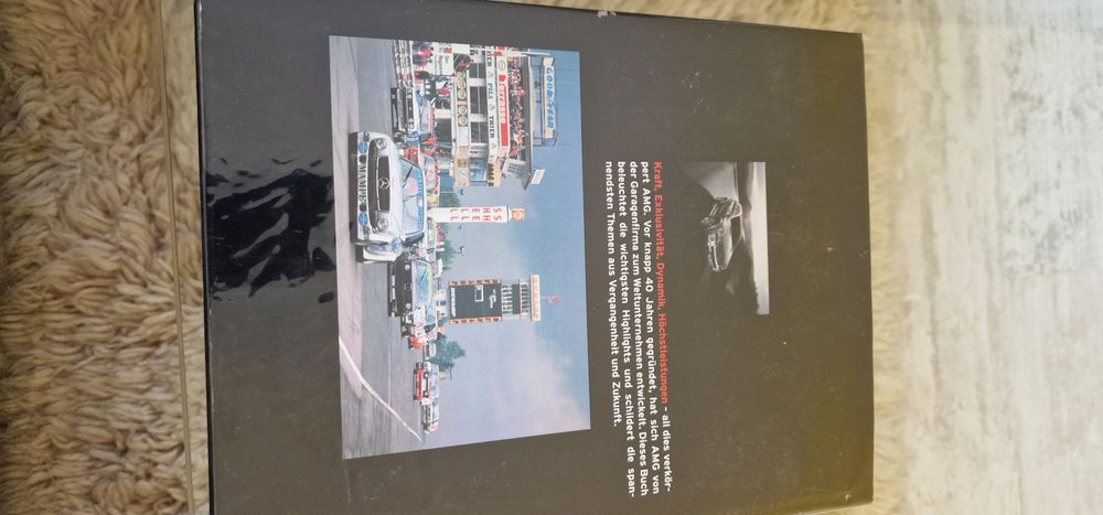 Книга Mercedes AMG Der Griff nach den Sternen на немски 221 страници