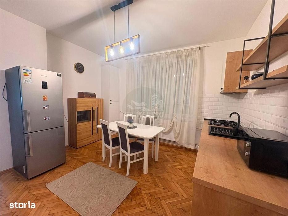 Apartament  decomandat 2 camere zona Centrala