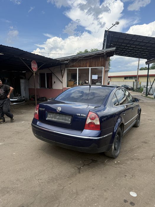 Фолксваген Пасат B 5.5  2.5tdi  на части