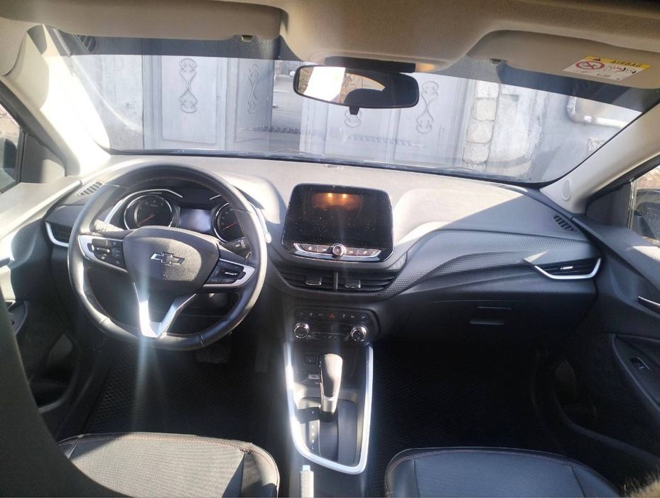 onix sotiladi xolati zor