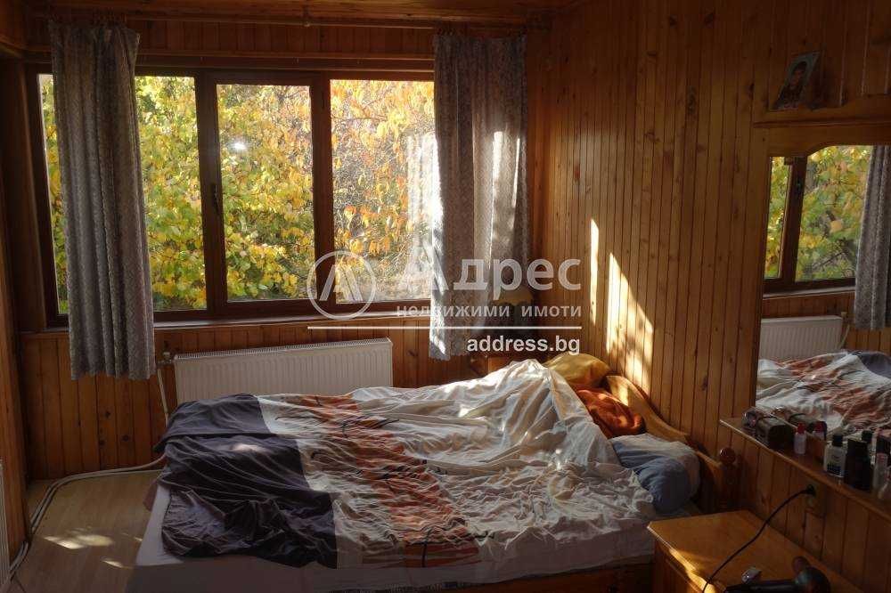 Продава се Тристаен апартамент в Разград, Житница - 106 кв.м за 866 €/кв.м - Снимка #8