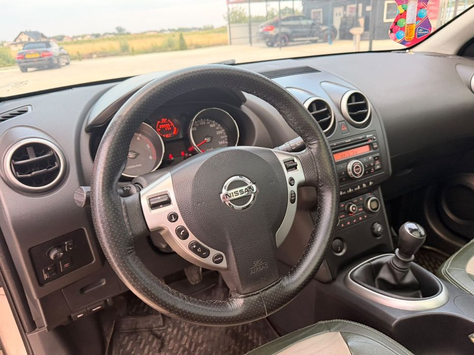 Nissan Qashqai +2 2.0 diesel 2010 7 locuri 6 trepte