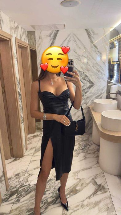 Дамска вечерна рокля миди от еко кожа Clarsy, като нова, S/M