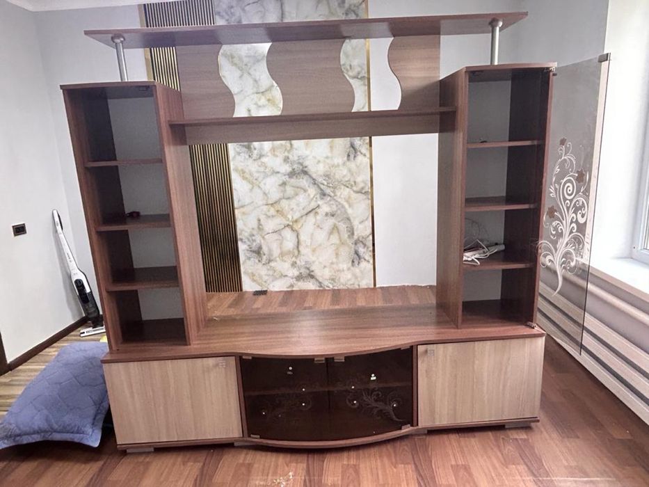 1 айнасы жоқ , салуға болады