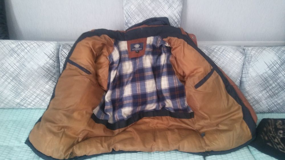 Продам зимнюю куртку.