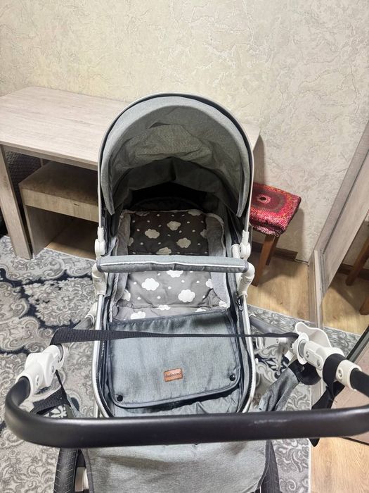 Продается коляска фиомы Beleсоо