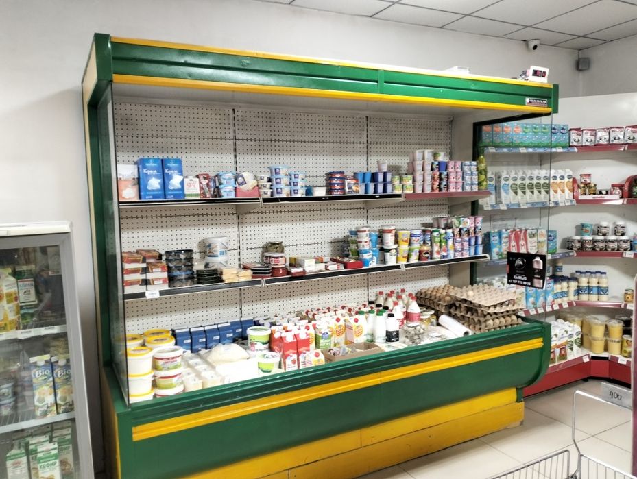 Холодильник пристенный