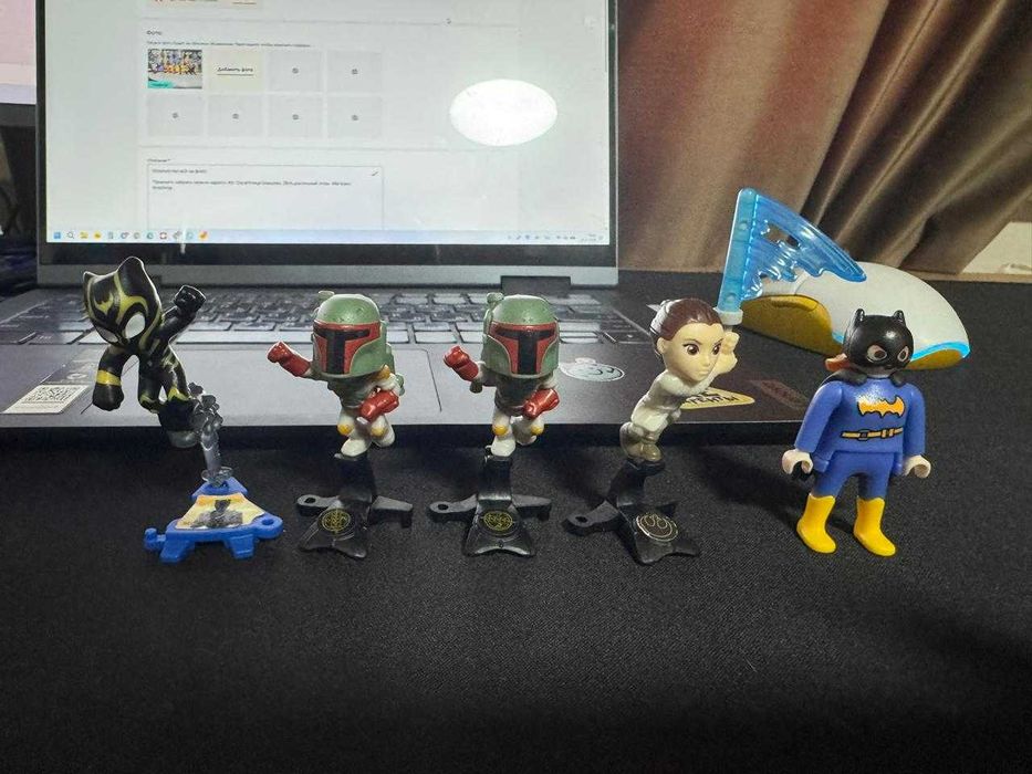 Продам  фигурки Kinder DC и Star Wars