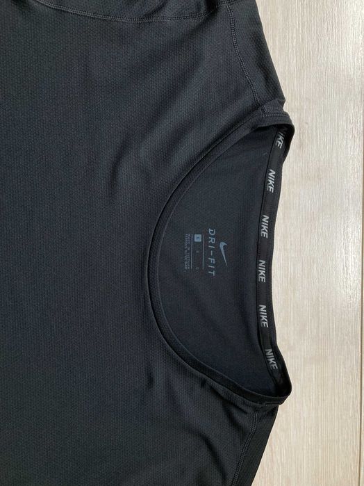 Найк Nike Utility Dri Fit мъжка тениска размер L