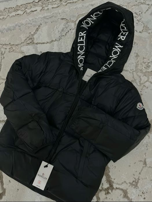 Куртка MONCLER хит