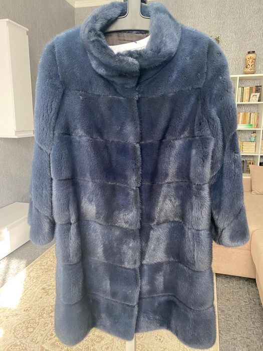 Верхняя женская одежда