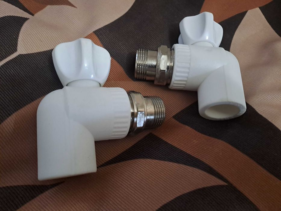 Новые краники на батарею