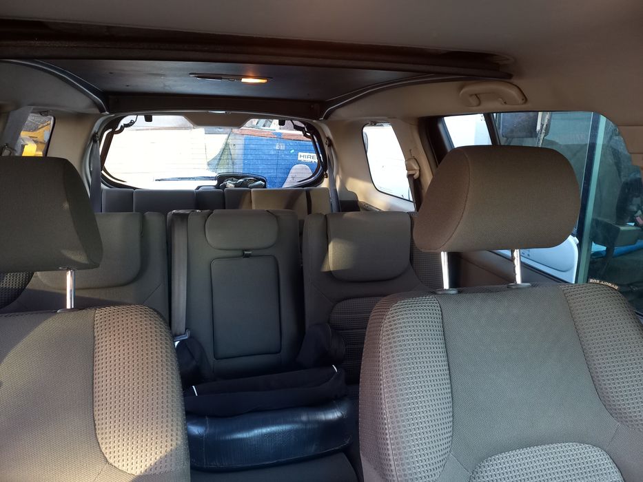 Nissan pathfinder 7  locuri