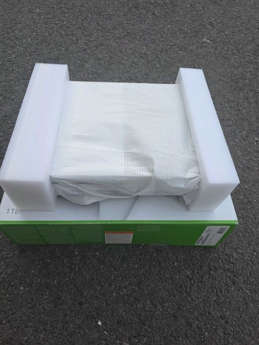 Xbox one S 1 TB cu controller