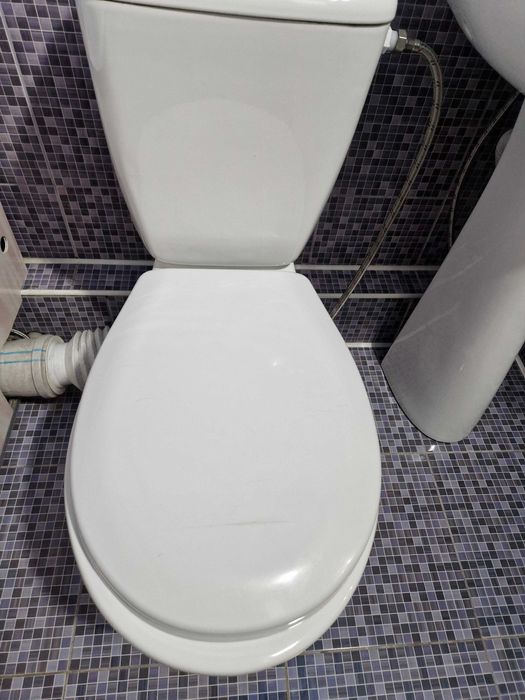 Унитаз, раковина