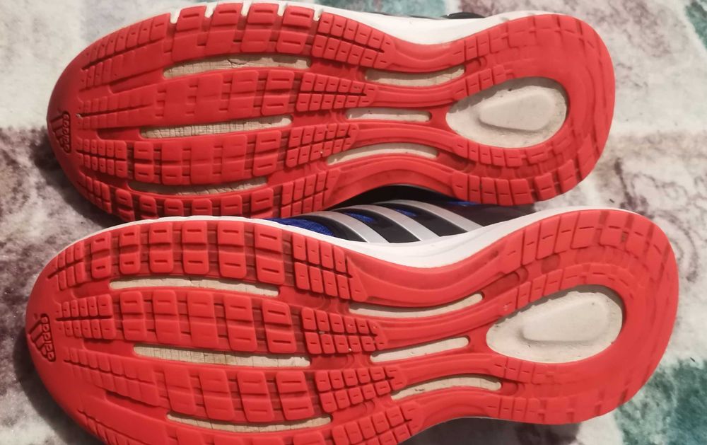 Маратонки Adidas