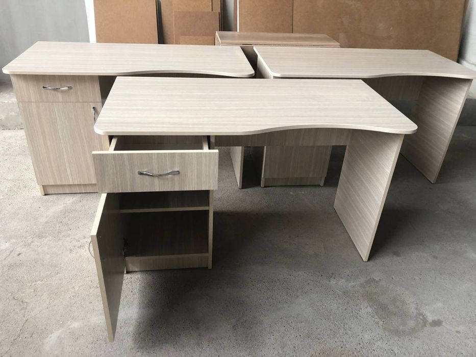 Письменный стол 750.000