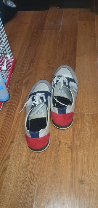 Încălțăminte de vanzare