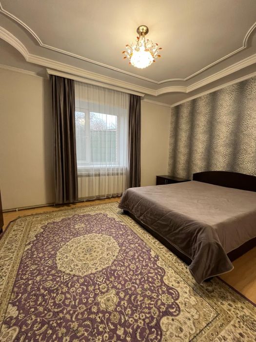 Коттедж, Дом в центре Борового.